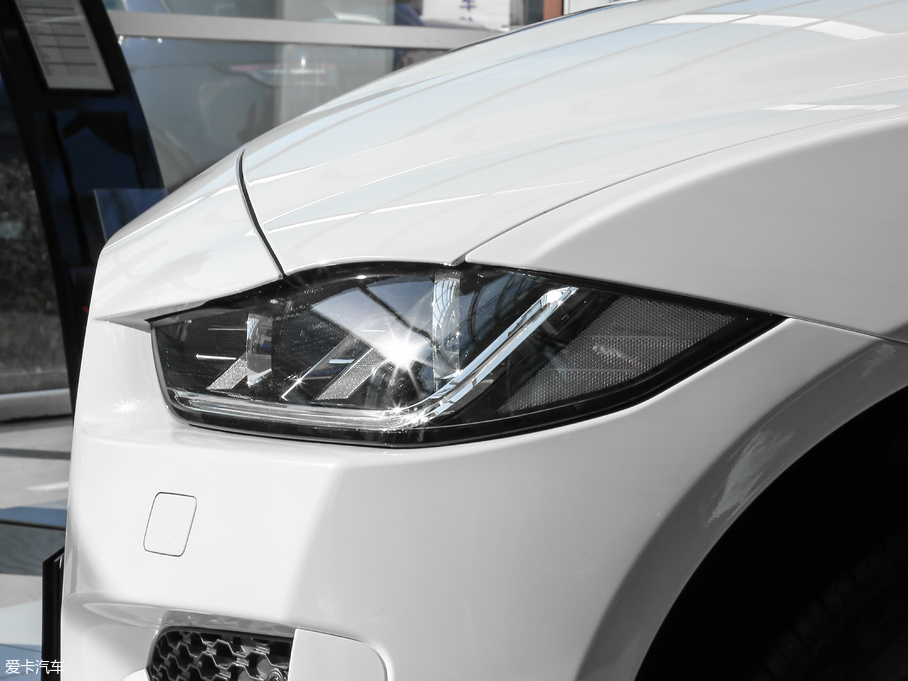 2018ݱXE 2.0T 300PS R-SPORT\Ӱ