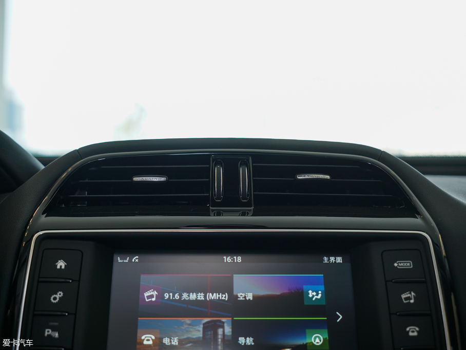 2018ݱXE 2.0T 300PS (q)R-SPORT\Ӱ