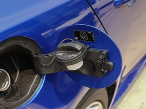 20182.0T 250PS R-SPORT\Ӱ ^