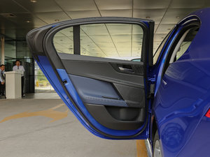 20182.0T 250PS R-SPORT\Ӱ ܇T