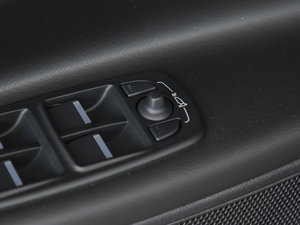 20182.0T 250PS R-SPORT\Ӱ g