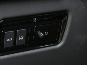 20182.0T 250PS R-SPORT\Ӱ g