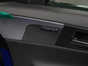 20182.0T 250PS R-SPORT\(yn)Ӱ g