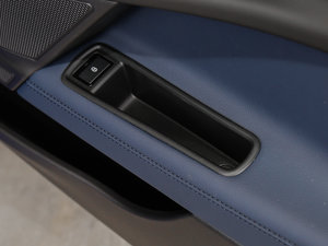 20182.0T 250PS R-SPORT\(yn)Ӱ g