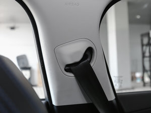 20182.0T 250PS R-SPORT\(yn)Ӱ g