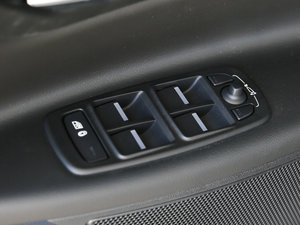 20182.0T 200PS R-SPORT\Ӱ {܇ƅ^	