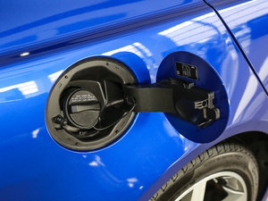 20182.0T 250PS R-SPORT\Ӱ ^