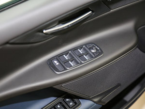 20182.0T 250PS R-SPORT\(yn)Ӱ п؅^(q)