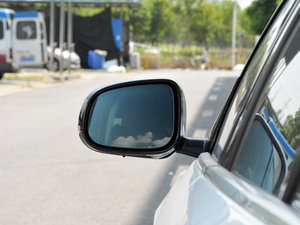 20182.0T 200PS R-SPORT\(yn)(dng) (x)(ji)^