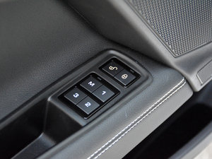 20182.0T 200PS R-SPORT\Ӱ п؅^