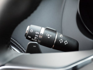 20182.0T 200PS R-SPORT\Ӱ п؅^