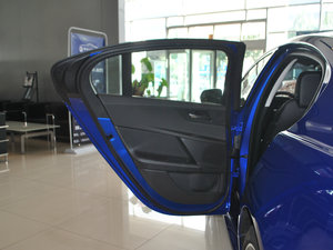 20182.0T 200PS R-SPORT\Ӱ ܇T