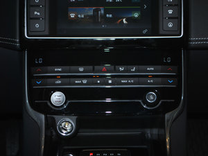 20182.0T 200PS R-SPORT\Ӱ {{