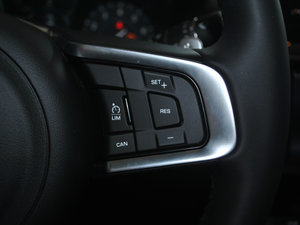 20182.0T 200PS R-SPORT\Ӱ п؅^