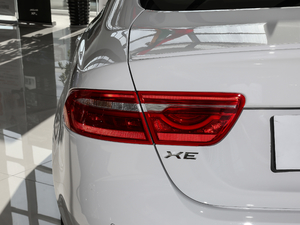 20182.0T 300PS R-SPORT\Ӱ ^