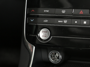 20182.0T 300PS (q)R-SPORT\Ӱ п؅^(q)