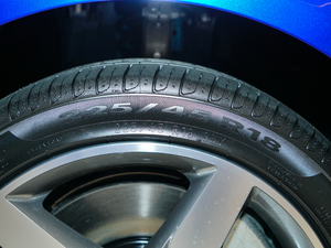 20182.0T 300PS R-SPORT\Ӱ ݆̥ߴ