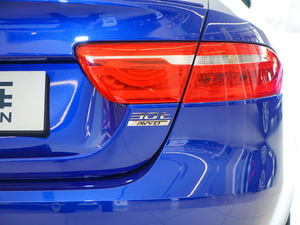 20182.0T 300PS (q)R-SPORT\(yn)(dng) (x)(ji)^