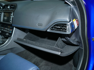 20182.0T 300PS (q)R-SPORT\Ӱ 