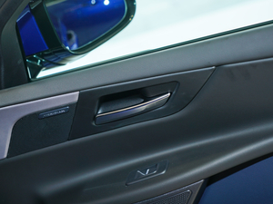 20182.0T 300PS R-SPORT\Ӱ g