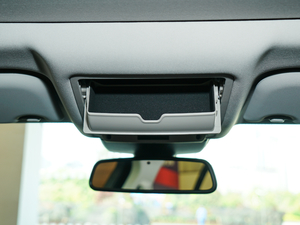 20182.0T 300PS (q)R-SPORT\(yn)(dng) g