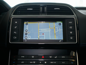 20182.0T 300PS R-SPORT\Ӱ п؅^