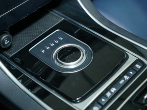 20182.0T 300PS R-SPORT\Ӱ п؅^