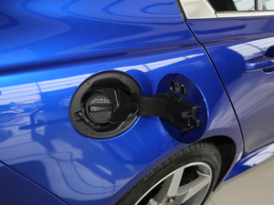 20182.0T 250PS R-SPORT\Ӱ AWD w