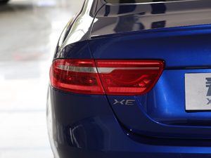 20182.0T 250PS R-SPORT\(yn)(dng) AWD (x)(ji)^