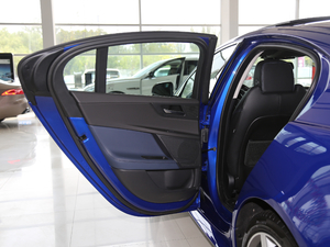 20182.0T 250PS R-SPORT\Ӱ AWD ܇T