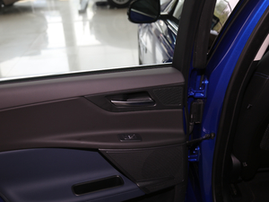 20182.0T 250PS R-SPORT\Ӱ AWD g