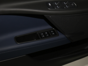 20182.0T 250PS R-SPORT\Ӱ AWD п؅^