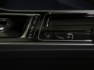 20182.0T 250PS R-SPORT\Ӱ AWD п؅^