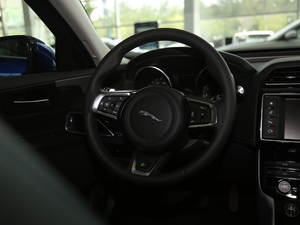 20182.0T 250PS R-SPORT\Ӱ AWD P