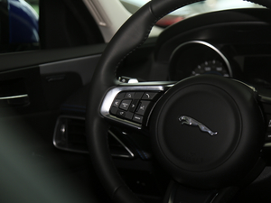 20182.0T 250PS R-SPORT\Ӱ AWD п؅^(q)