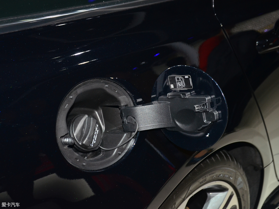 2018ݱXF Sportbrake 380PS S ܰ