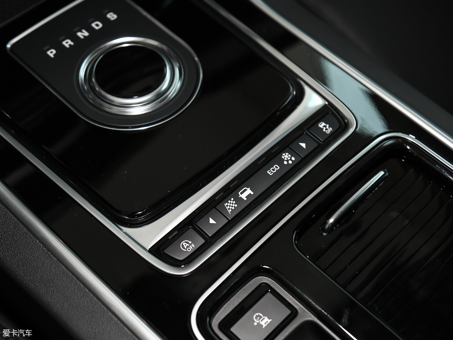 2018ݱXF Sportbrake 250PS LA