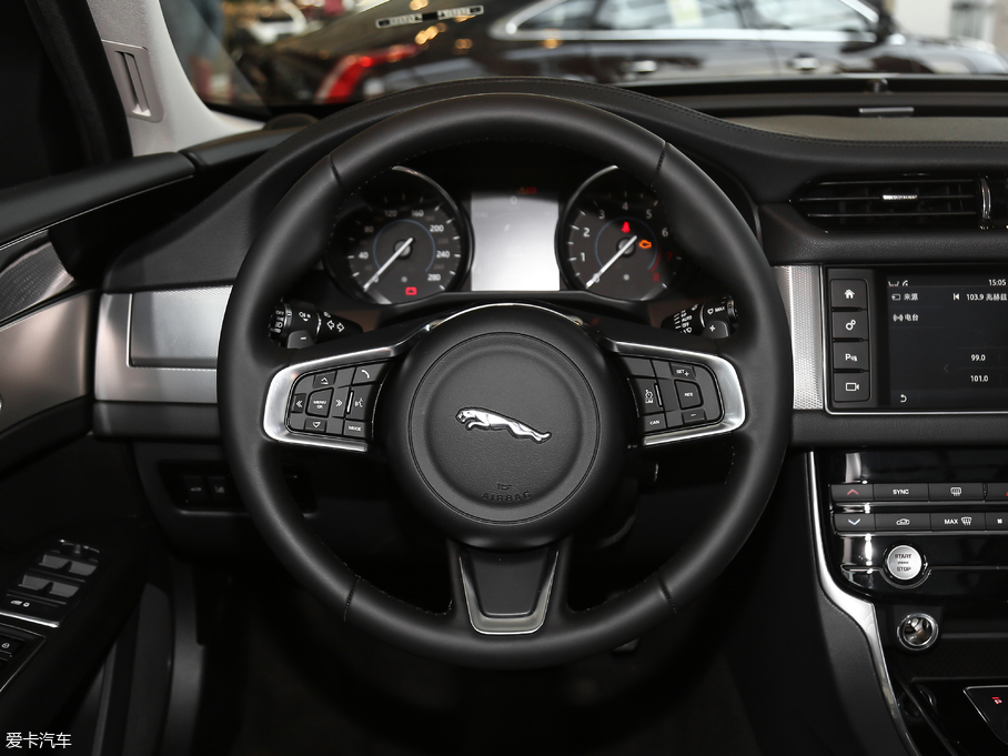 2018ݱXF Sportbrake 250PS (q)L(fng)A