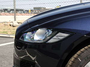 201930t R-SPORT \Ӱ ^