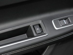 201930t R-SPORT \Ӱ g