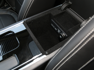 201930t R-SPORT \Ӱ g