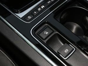 201930t R-SPORT (q)\Ӱ п؅^(q)