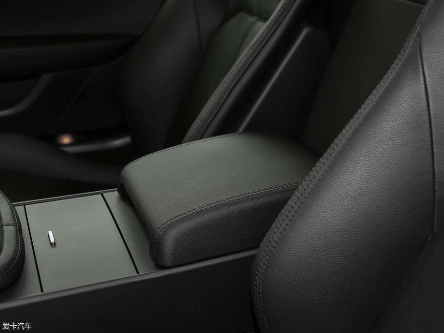 2018ݱF-TYPE 3.0T Ӳ픰