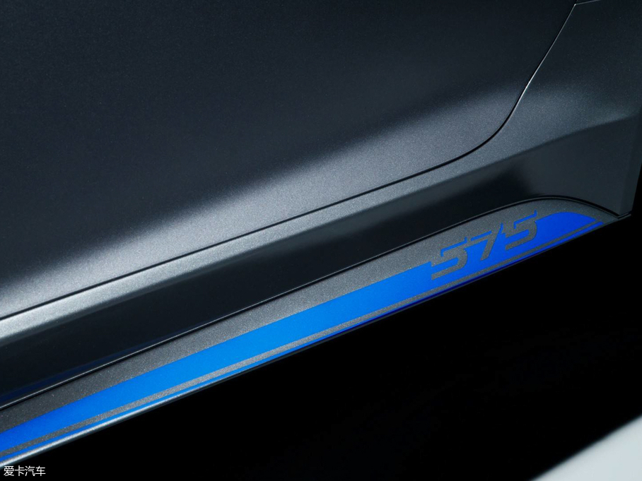 2018��ݱ�F-TYPE SVR Graphic Pack