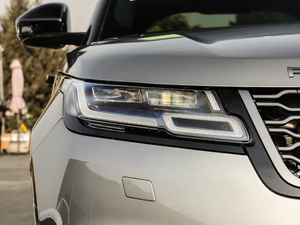 2019380PS R-Dynamic SE ^