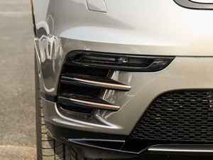 2019380PS R-Dynamic SE ^