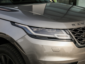 2019380PS R-Dynamic SE ^