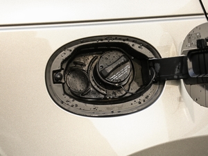 2019380PS R-Dynamic SE ^