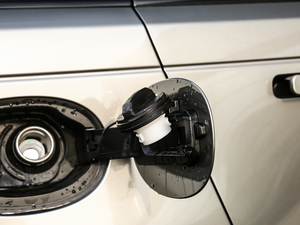 2019380PS R-Dynamic SE ^