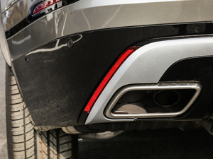 2019380PS R-Dynamic SE ^